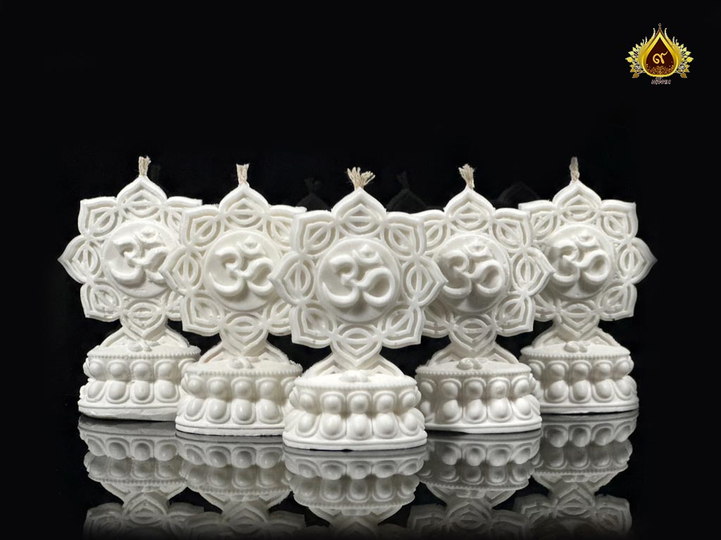 9Candle-เก้างาม-เทียนโอม-เทียน